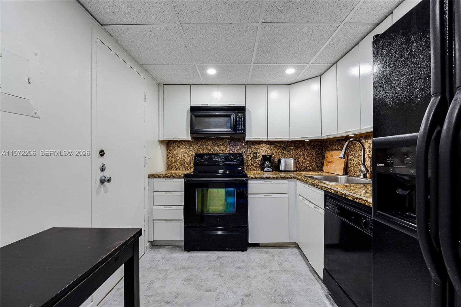 SOUTH BAY CLUB CONDO · #919 in Miami Beach - Photo 6