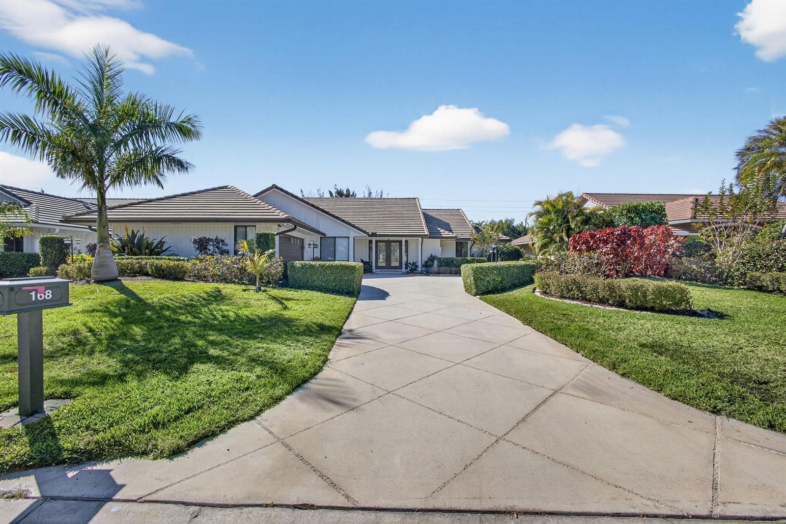 1-web-or-mls-5D1A2399