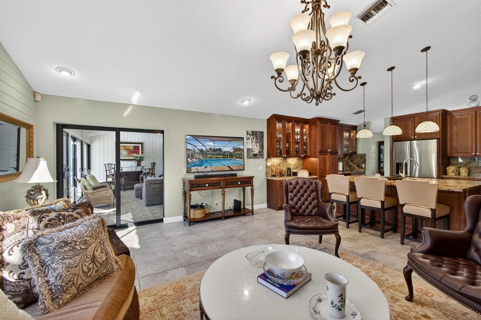 26-web-or-mls-5D1A2200