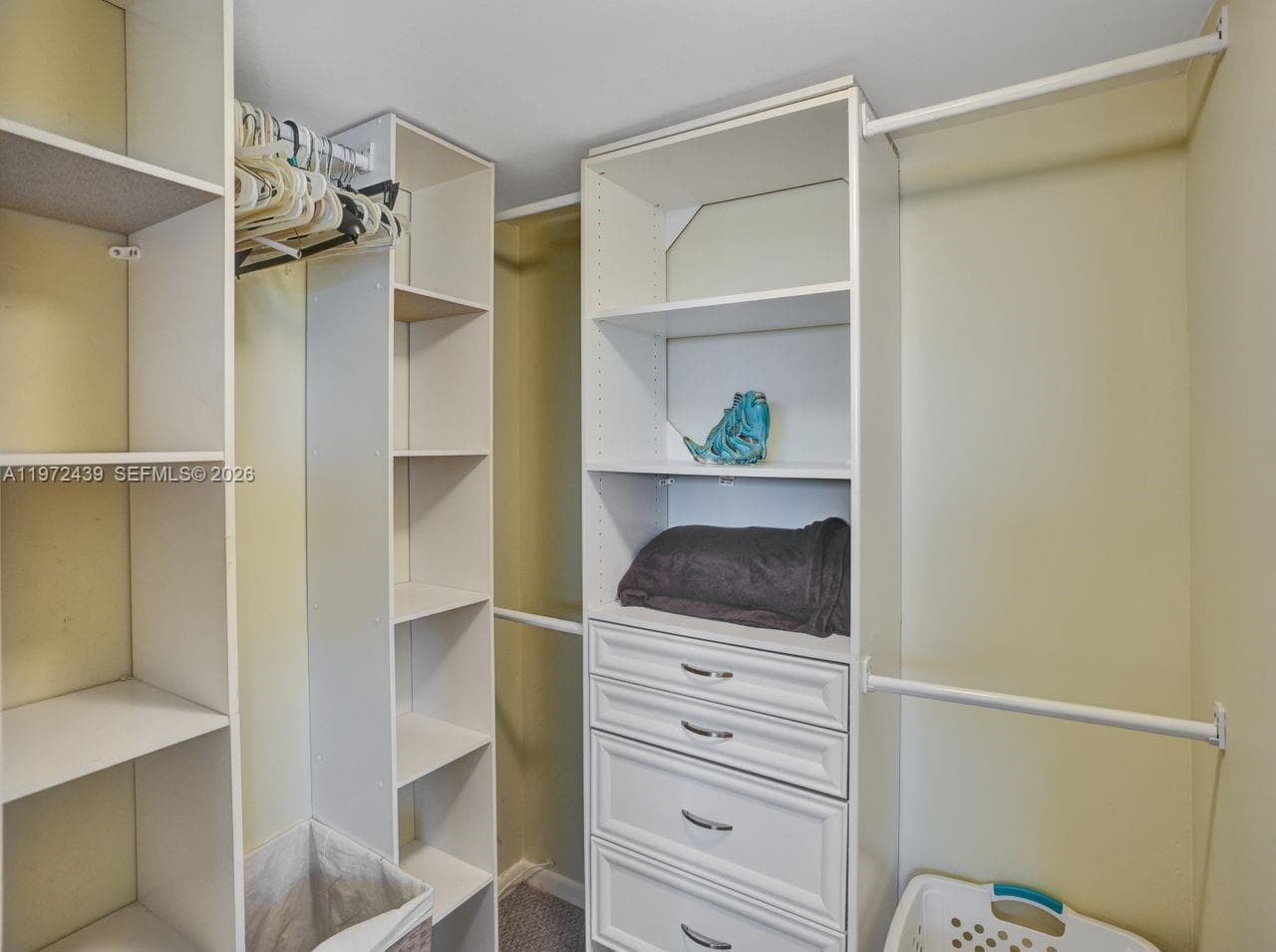 Leisure Towers Condo · #1408 in Lauderdale By The Sea - Photo 17