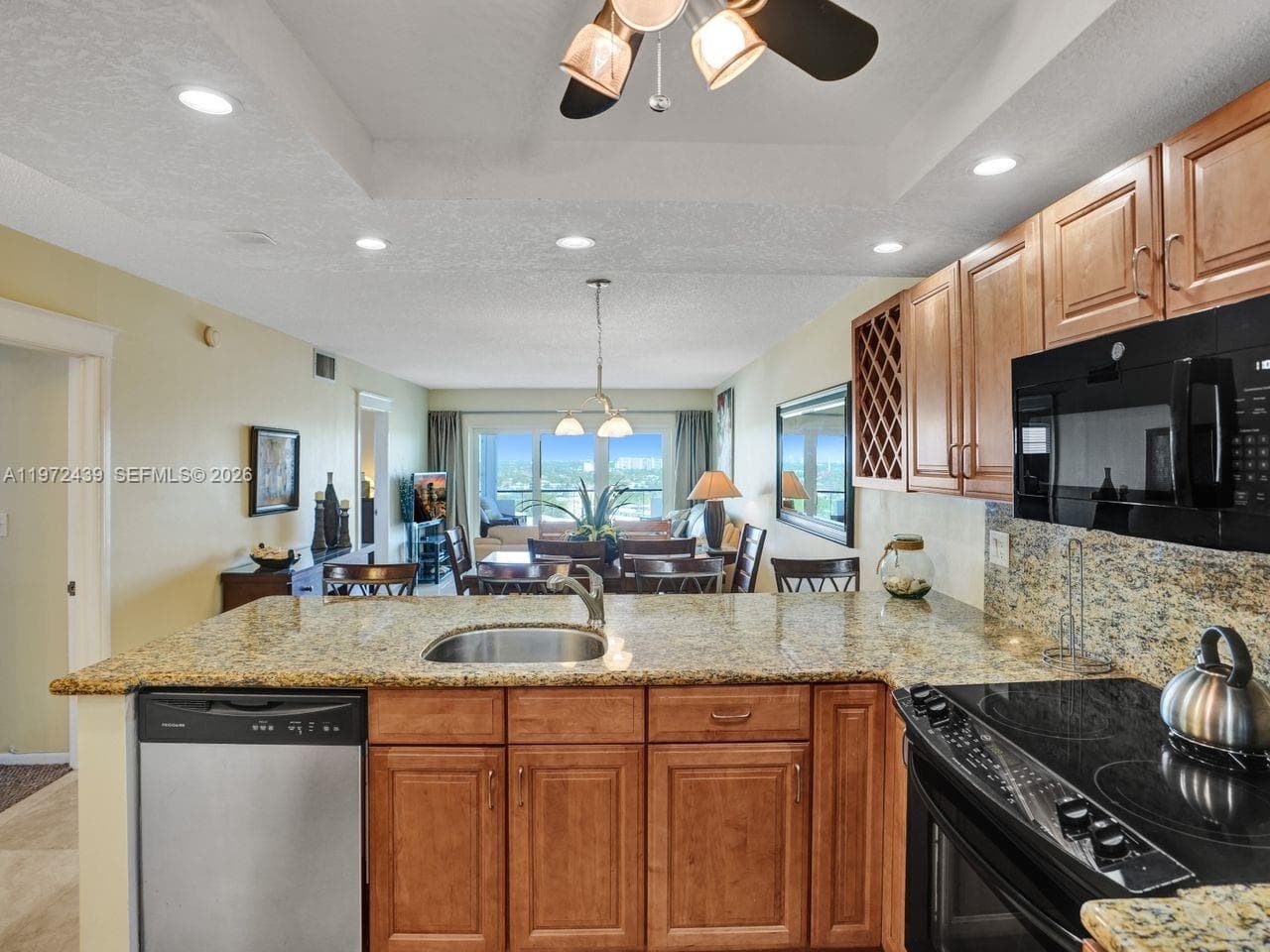 Leisure Towers Condo · #1408 in Lauderdale By The Sea - Photo 5