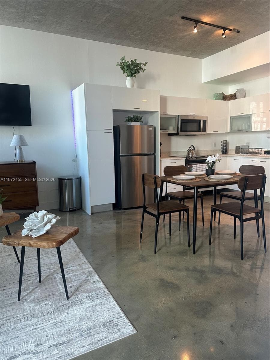 Loft Downtown II · #1007 in Miami - Photo 16