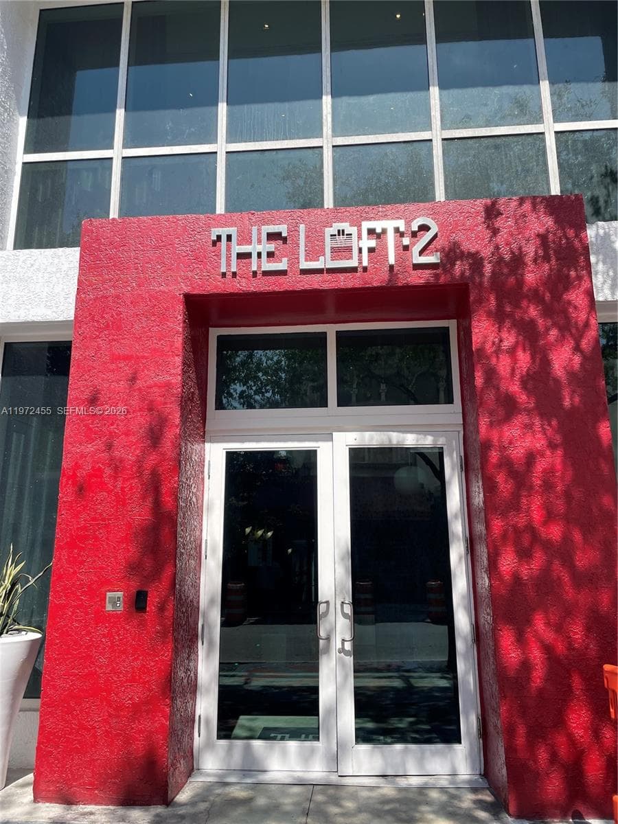 Loft Downtown II · #1007 in Miami - Photo 7