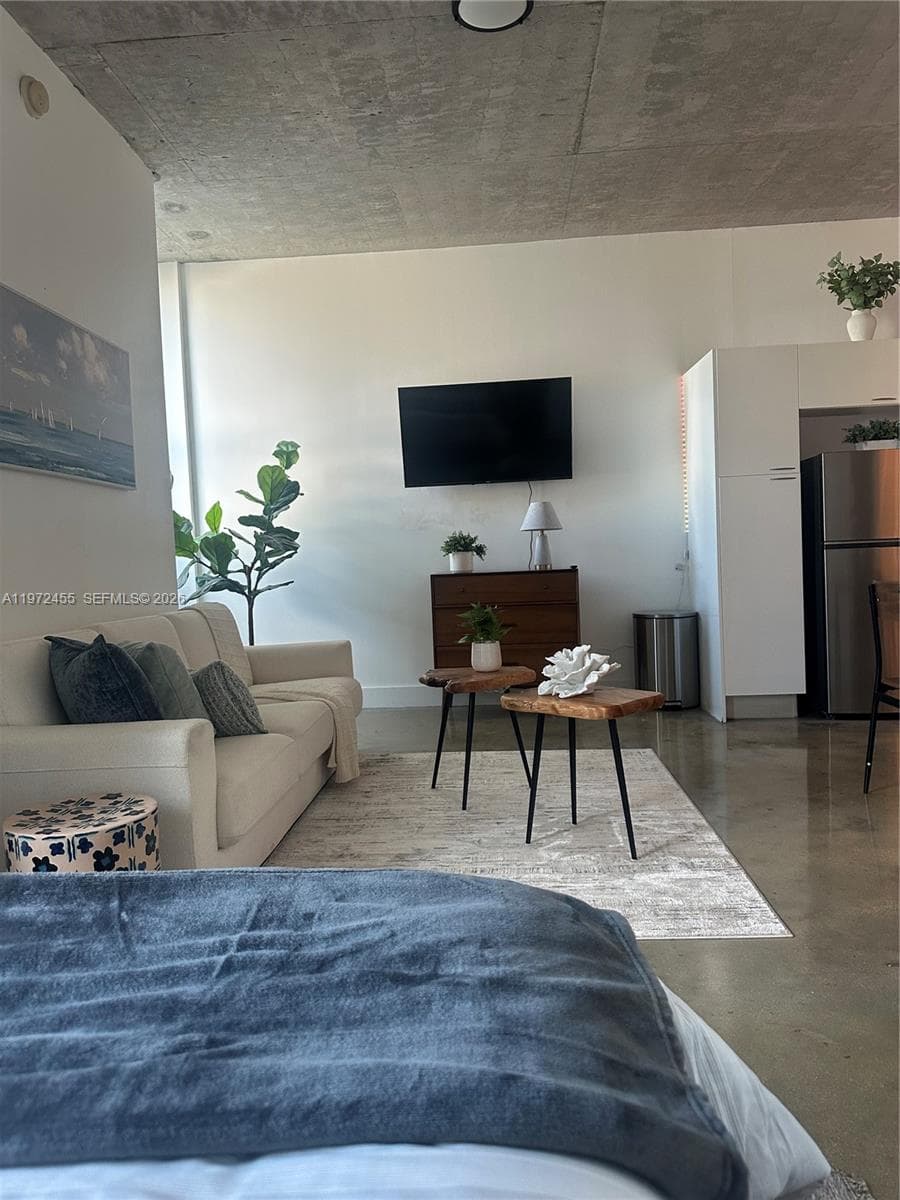 Loft Downtown II · #1007 in Miami - Photo 9
