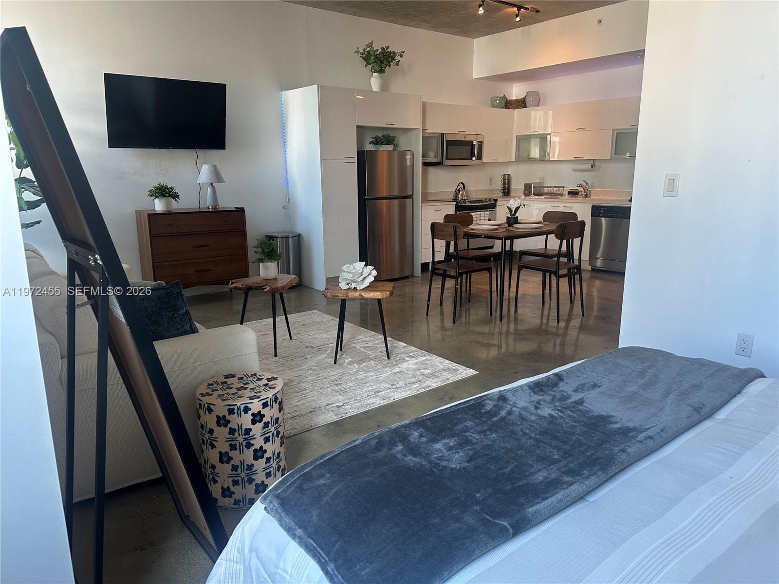 Loft Downtown II · #1007 in Miami - Photo 8