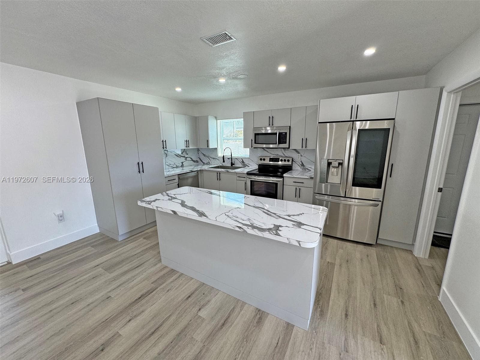 15715 SW 302nd Ter photo 6