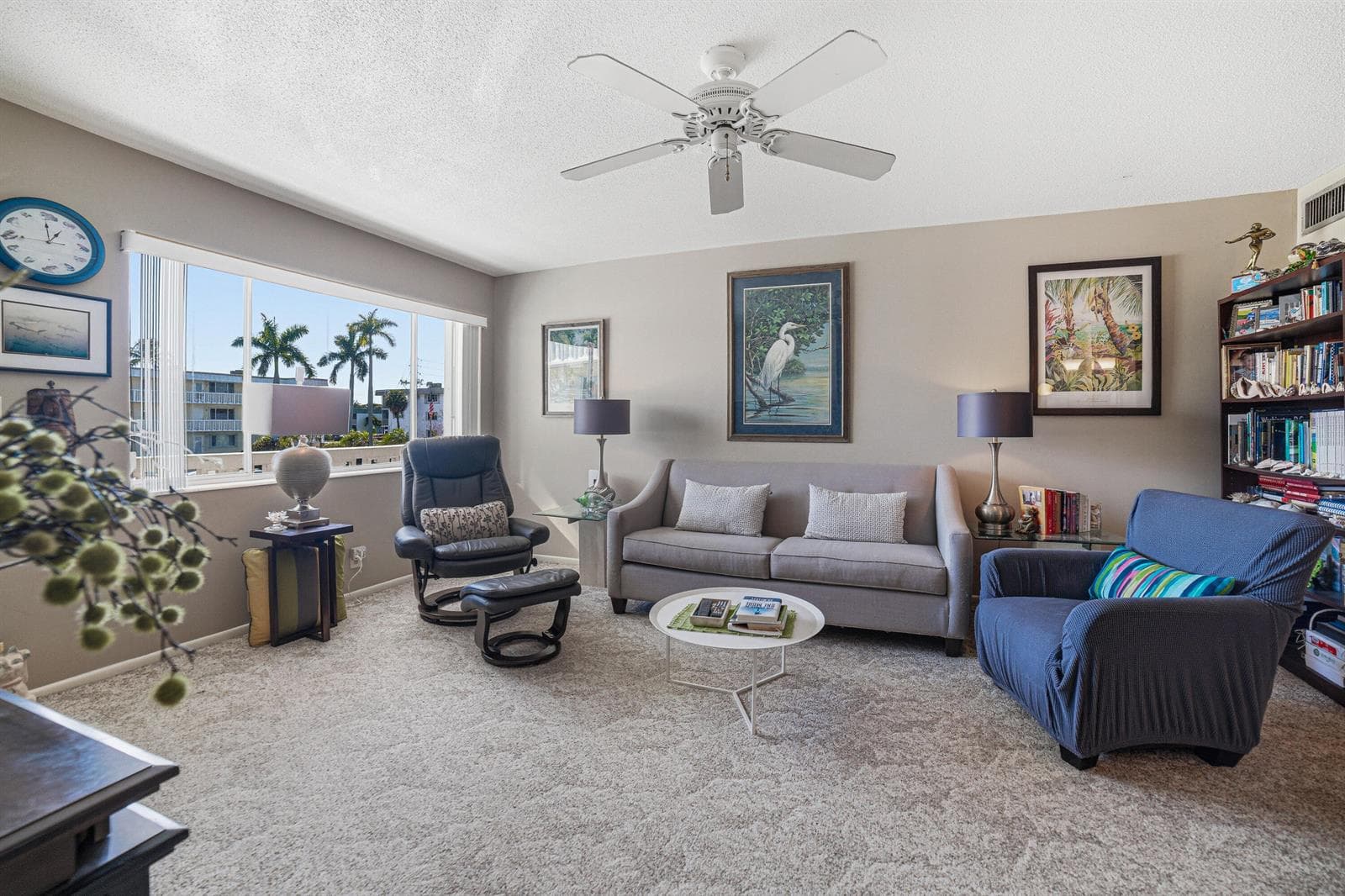 207-Livingroom-B