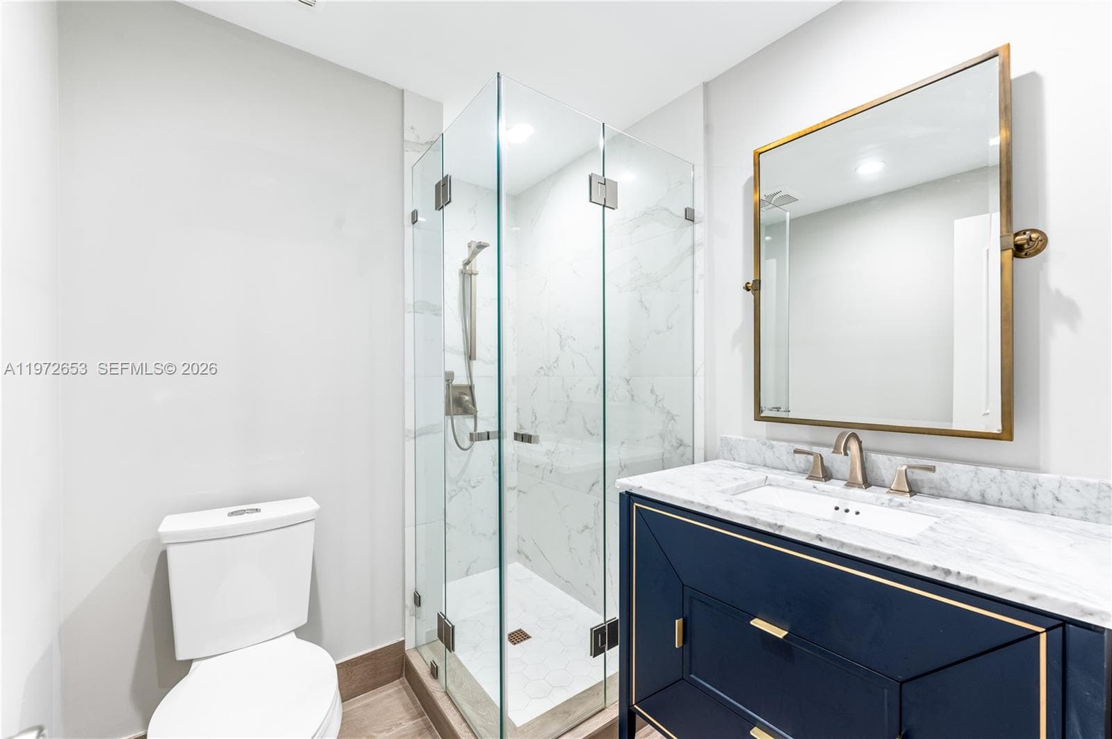 5990 Paradise Point Dr photo 25