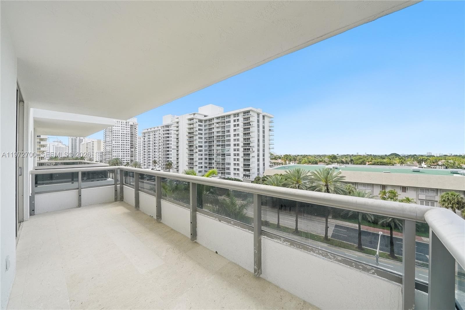 VILLA DI MARE CONDO · #700 in Miami Beach - Photo 33