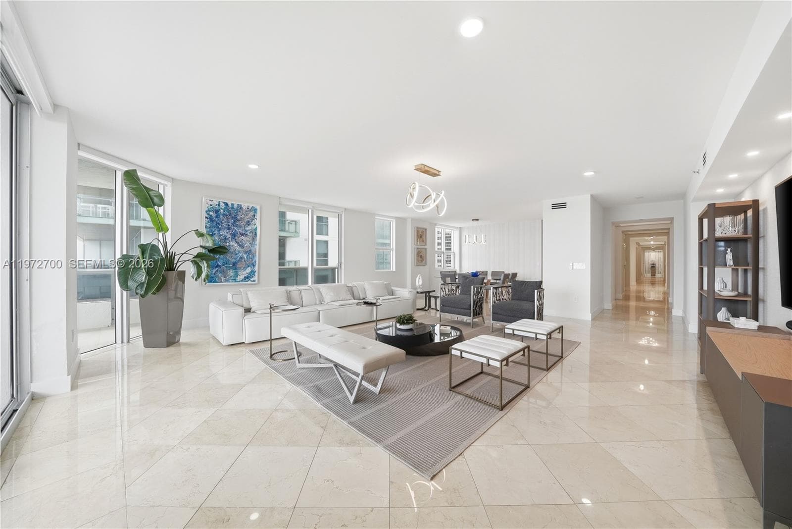 VILLA DI MARE CONDO · #700 in Miami Beach - Photo 4