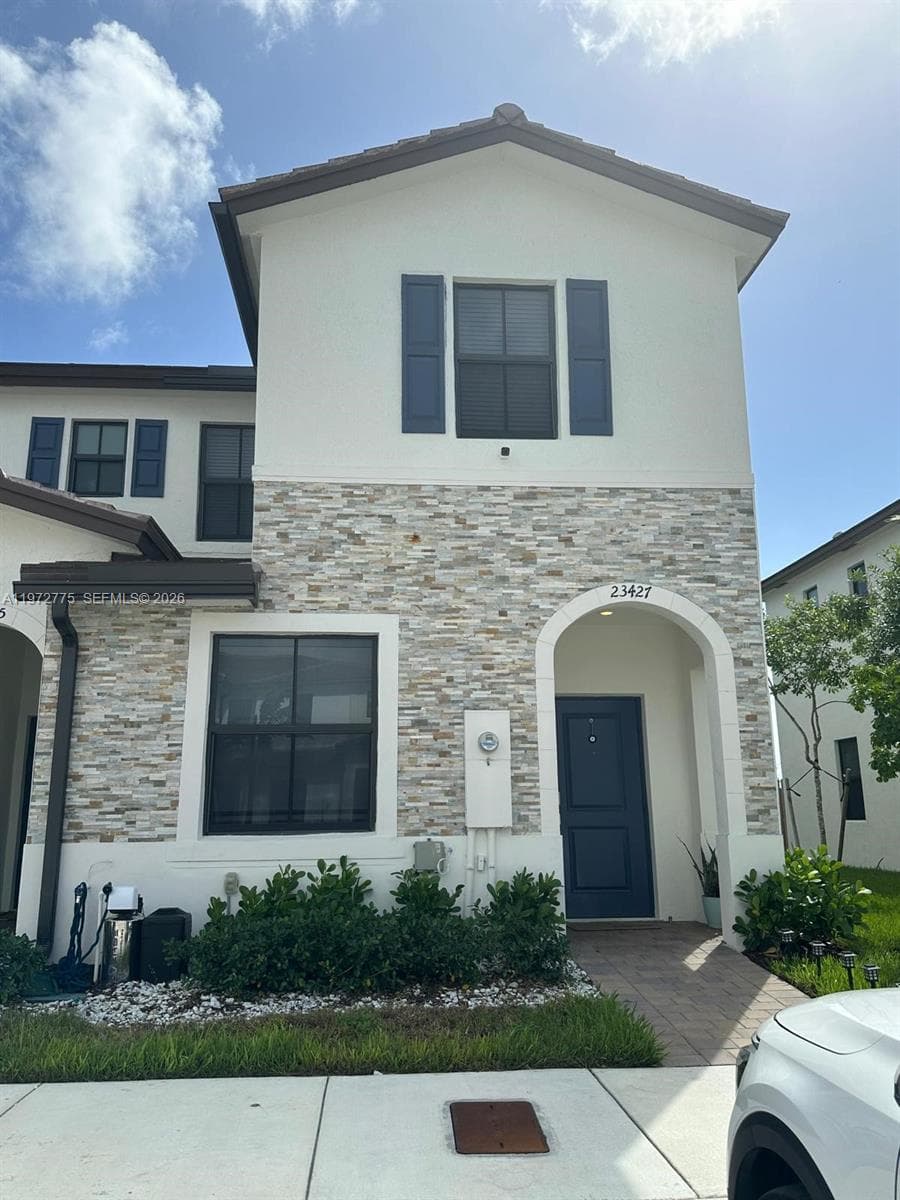 23427 SW 127th Pl photo 1
