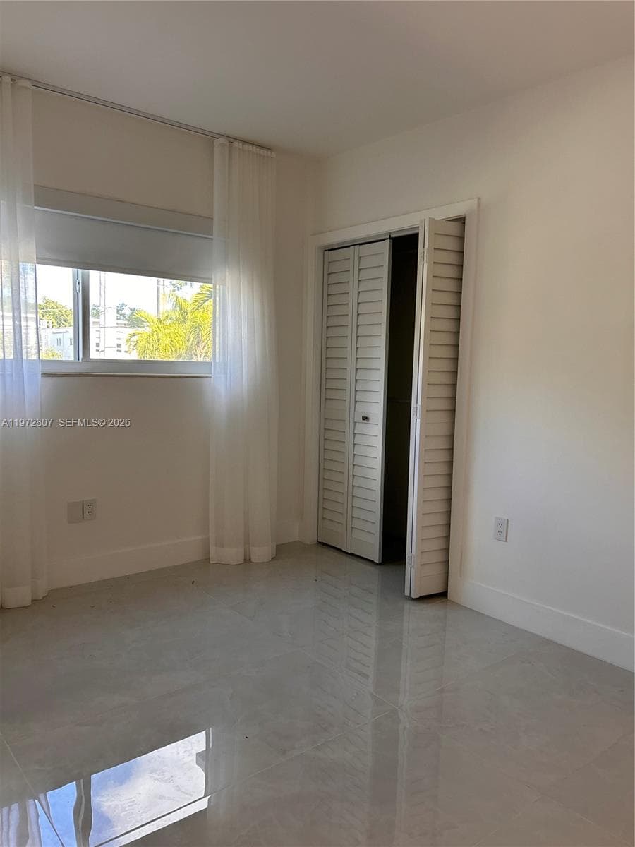 KEYSTONE GARDENS CONDO · #201 in North Miami - Photo 17