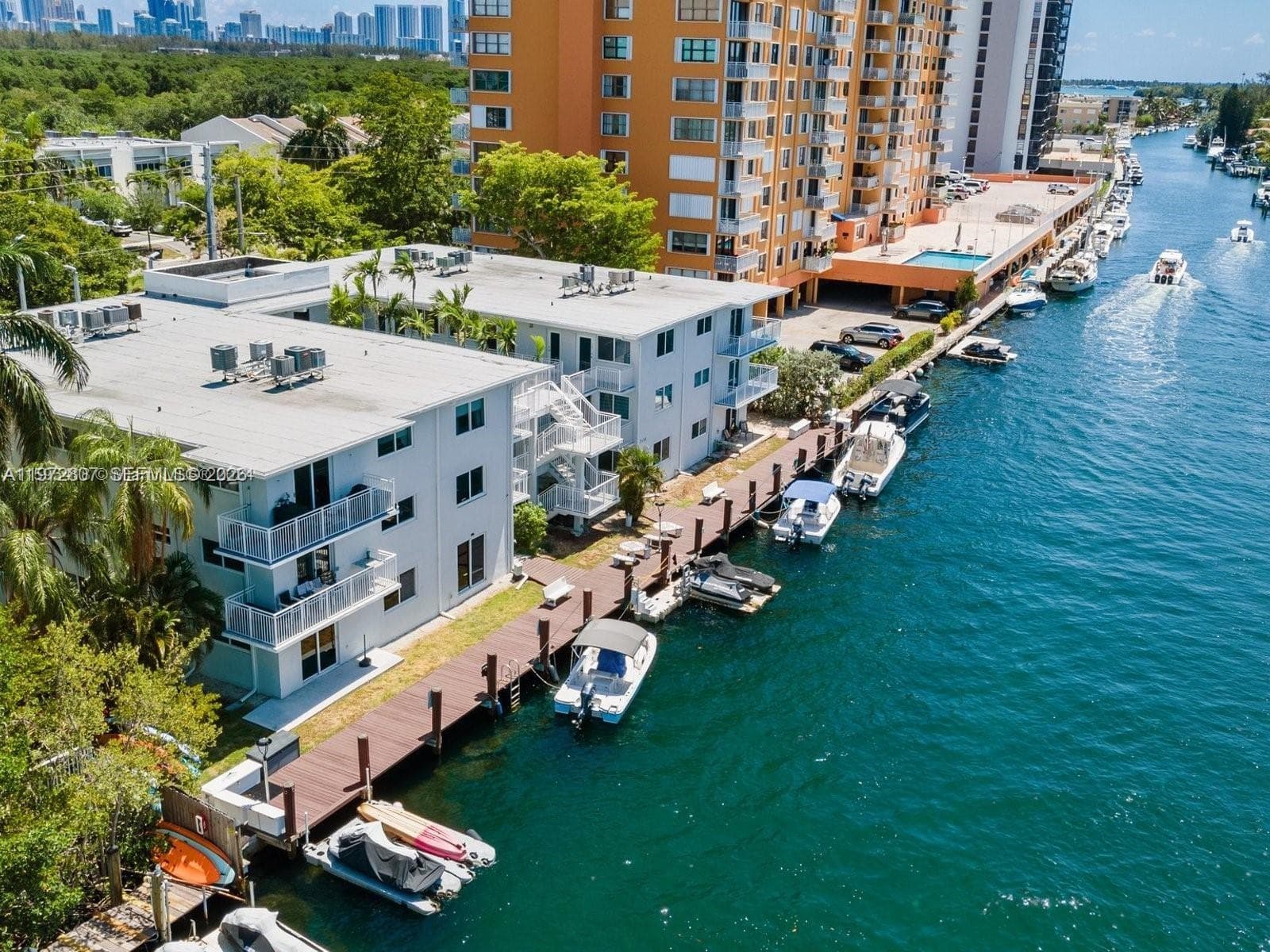 KEYSTONE GARDENS CONDO · #201 in North Miami - Photo 36