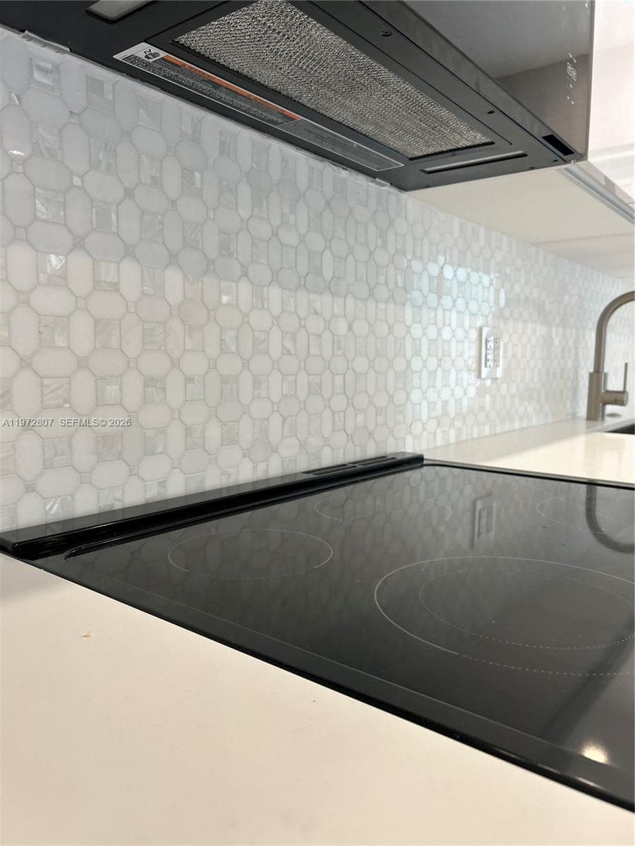 KEYSTONE GARDENS CONDO · #201 in North Miami - Photo 8