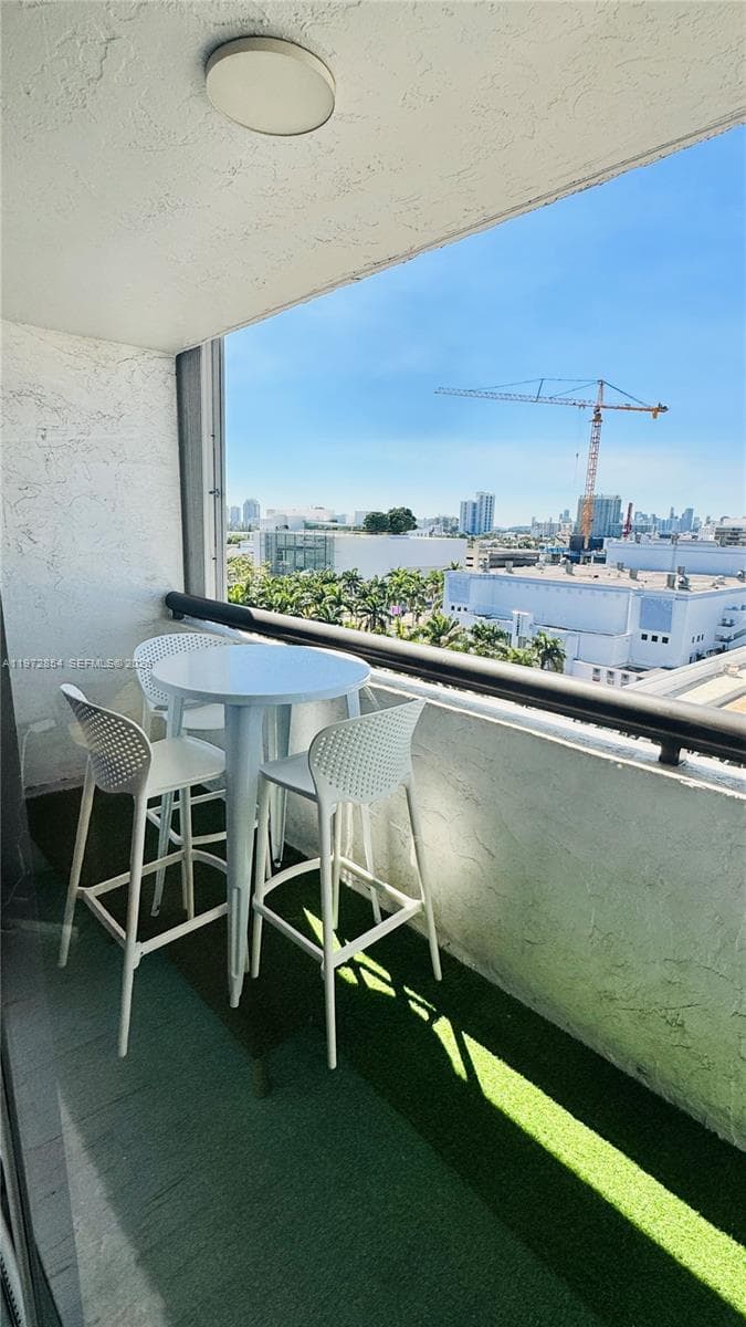 PARC PLAZA CONDO · #11F in Miami Beach - Photo 31