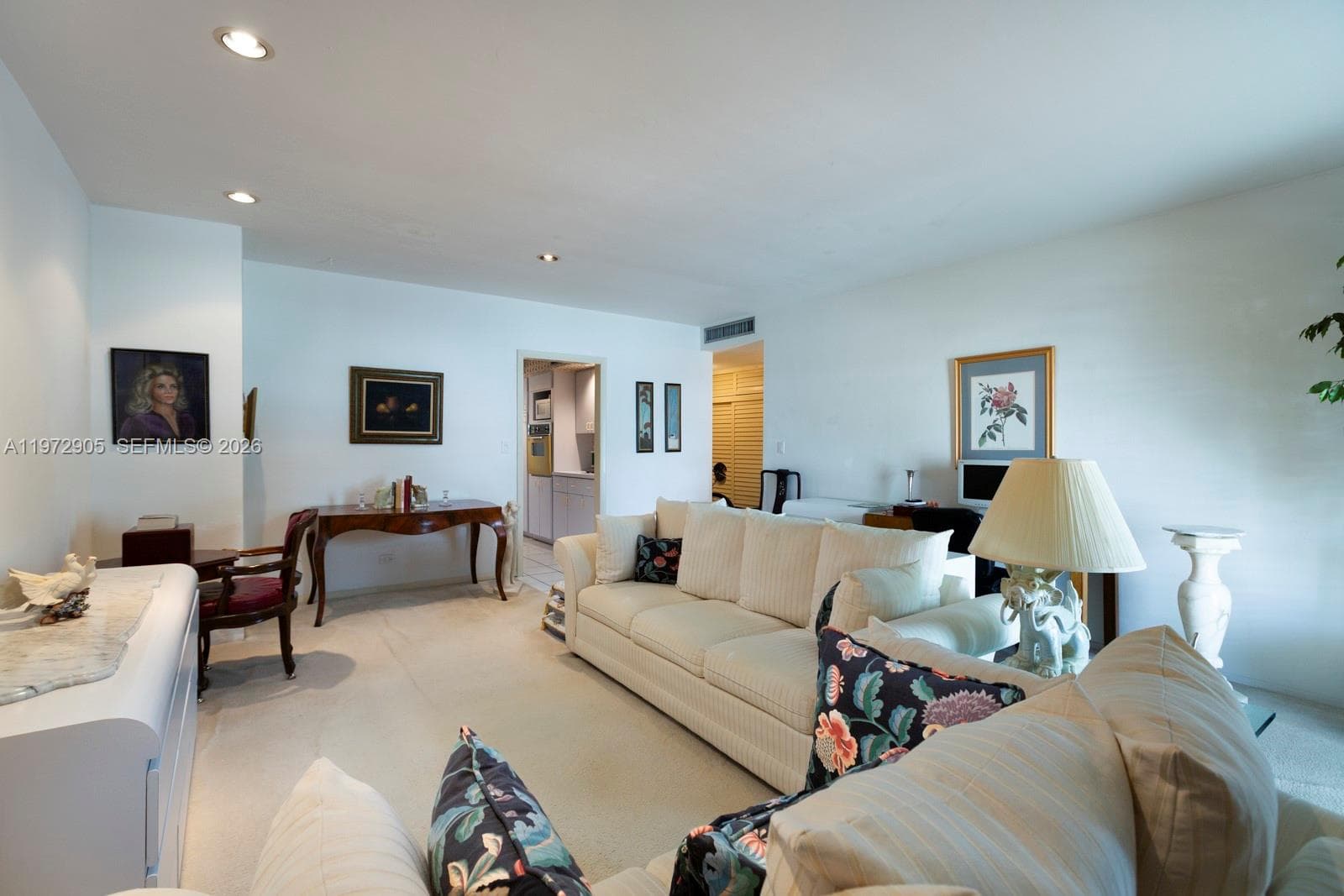BRICKELL BAY TOWER CONDO · #414 in Miami - Photo 1