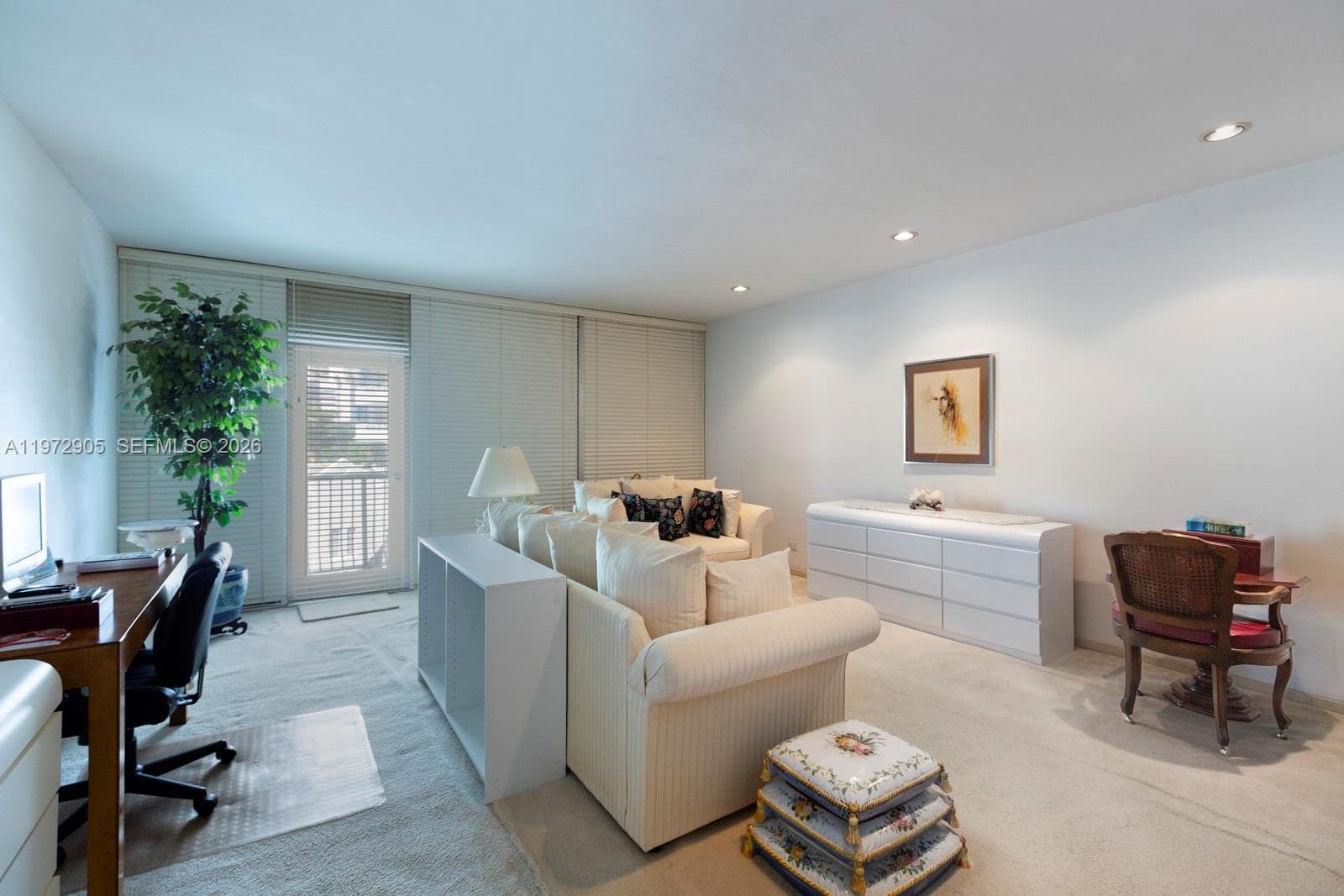 BRICKELL BAY TOWER CONDO · #414 in Miami - Photo 4