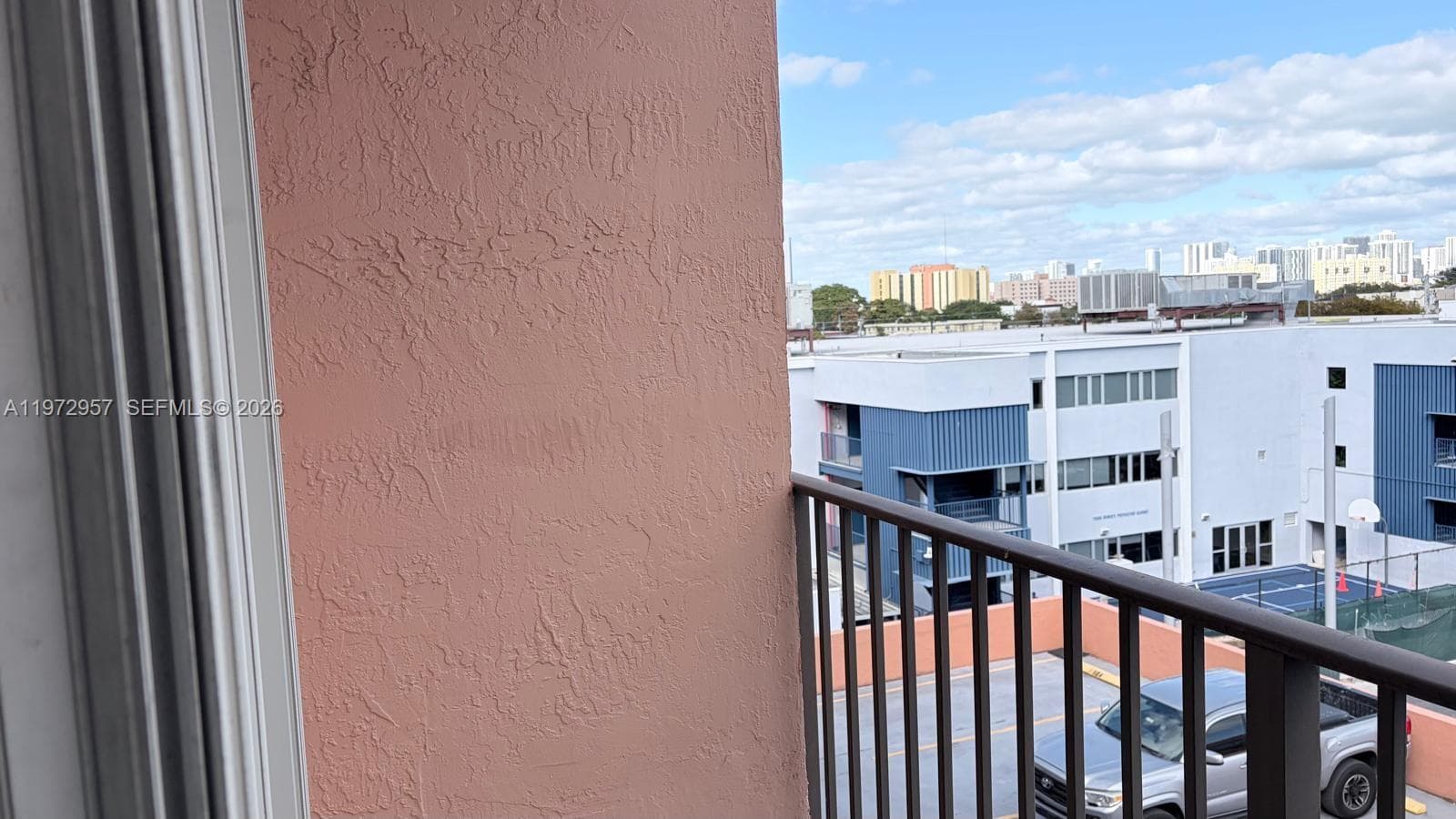 PRESIDENTIAL CORNERS COND · #415B in Miami - Photo 38