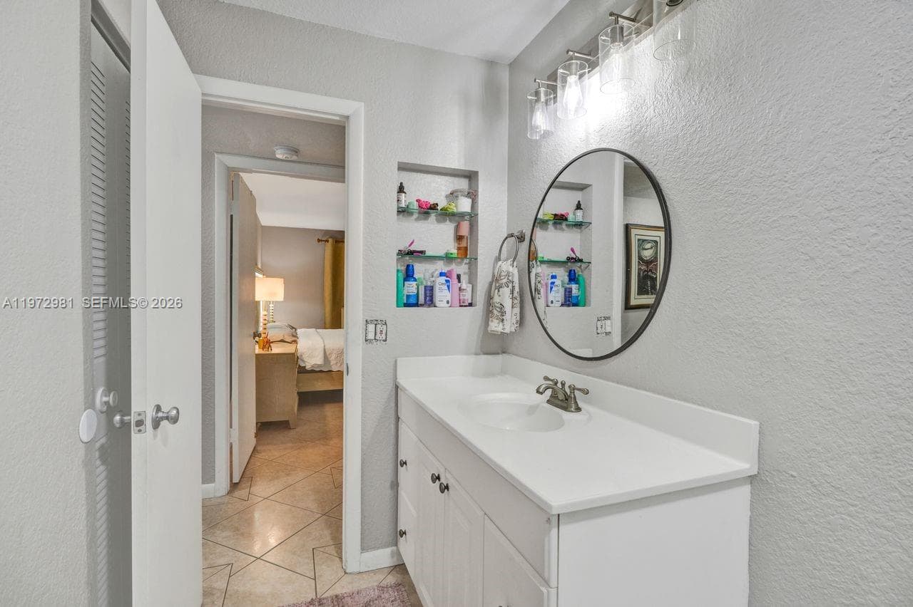 CARIBBEAN HOUSE CONDO · #208 in North Miami Beach - Photo 17