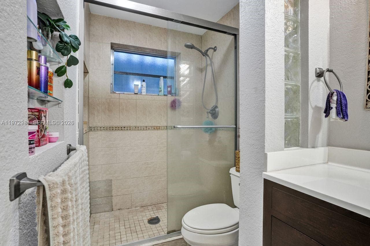 CARIBBEAN HOUSE CONDO · #208 in North Miami Beach - Photo 26