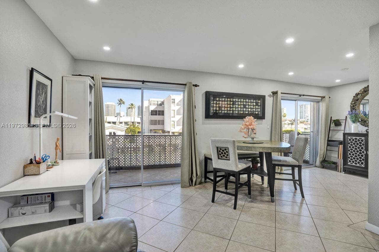CARIBBEAN HOUSE CONDO · #208 in North Miami Beach - Photo 7