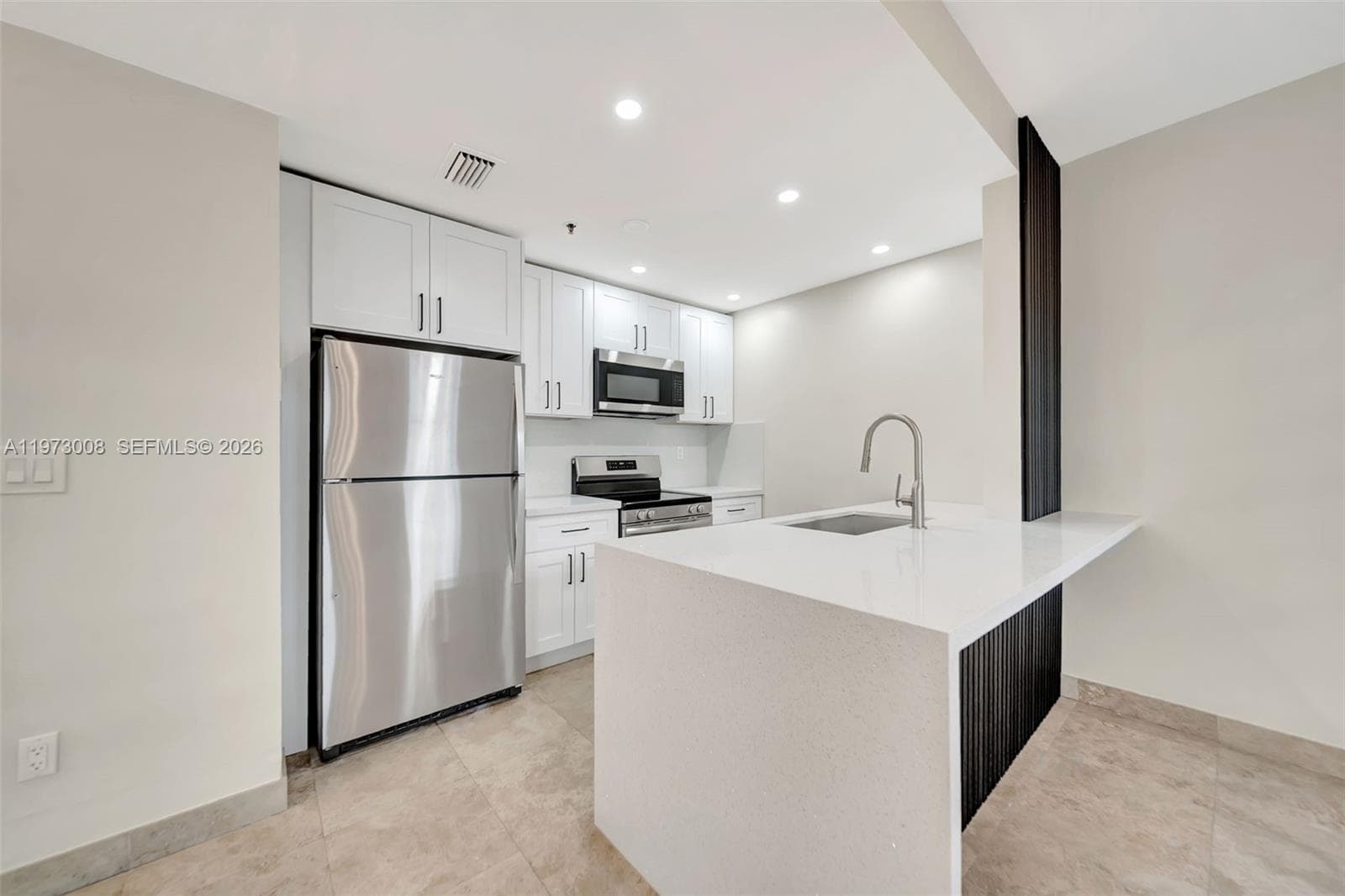 THE ELAINE CONDO · #201 in Miami Beach - Photo 21