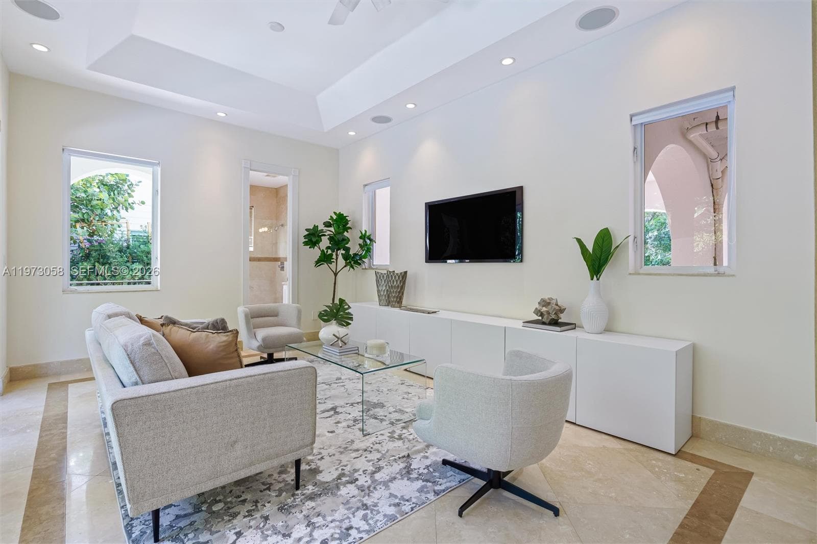 541 S Mashta Dr photo 12