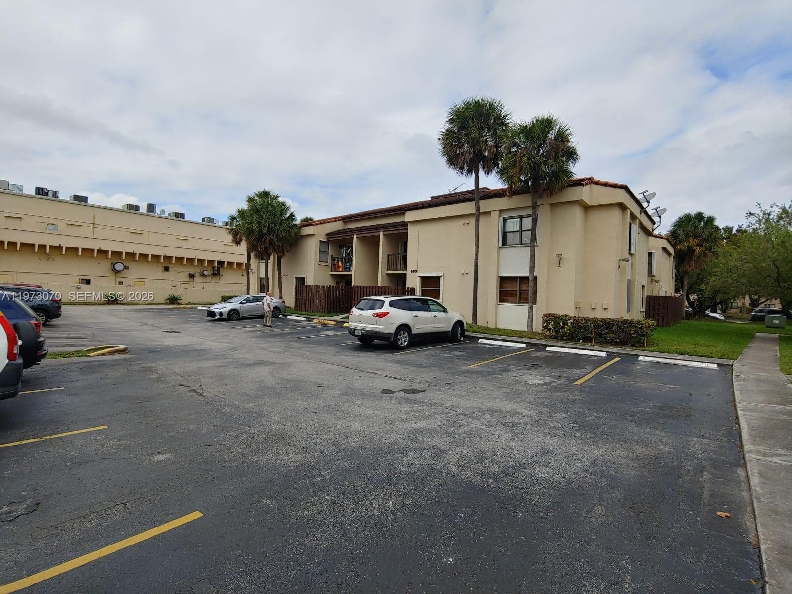 WEST GARDENS VILLAGE COND · #2-204 in Miami - Photo 3