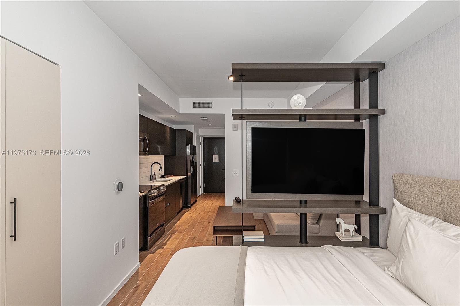 The Elser Hotel & Residences · #4512 in Miami - Photo 11