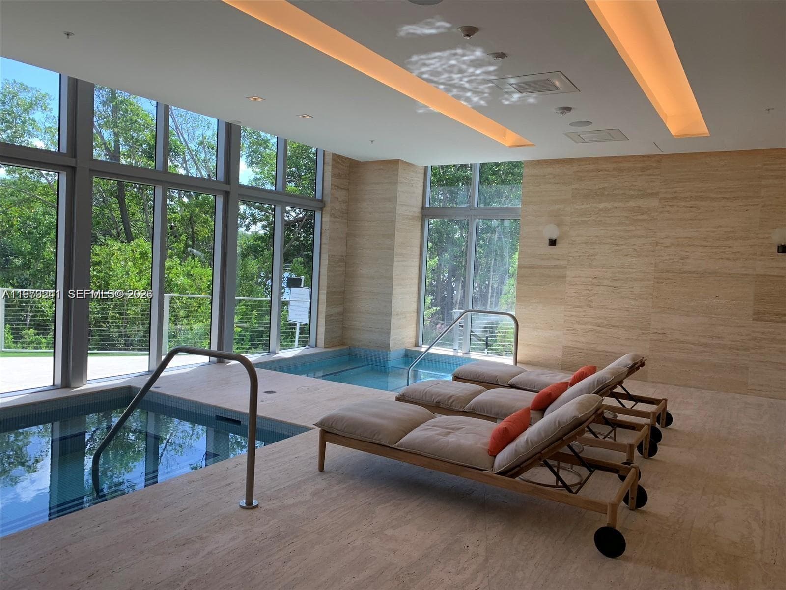THE HARBOUR SOUTH CONDO · #421 in North Miami Beach - Photo 35