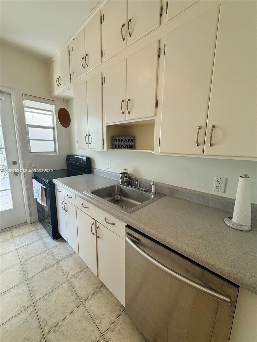 WASHINGTON PARK CONDO · #3C in Miami Beach - Photo 9