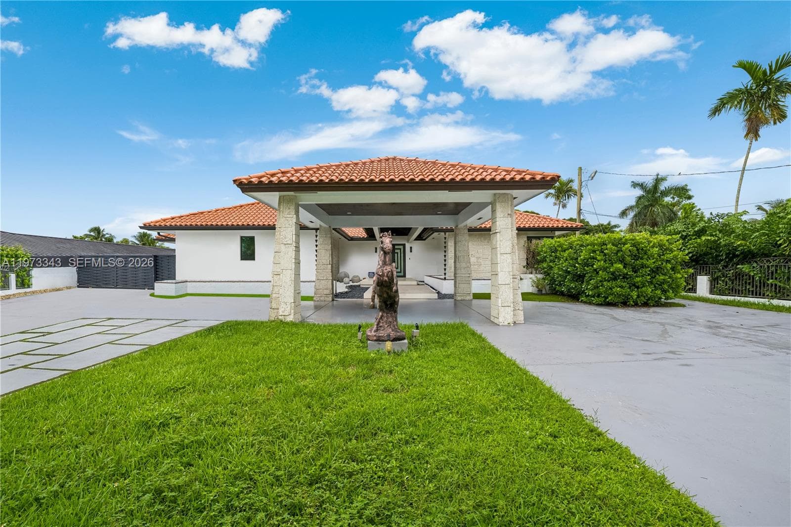 3265 SW 129th Ave photo 4