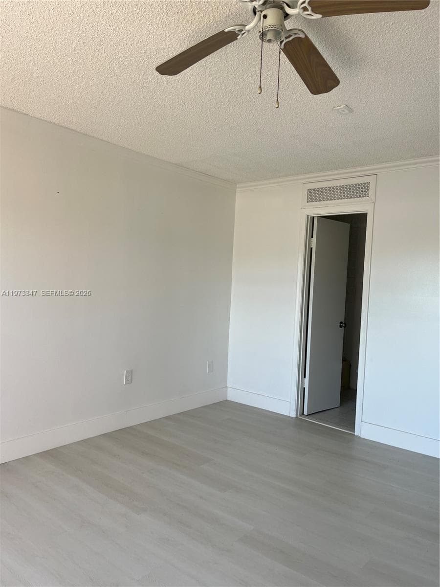 Florence Condo · #202 in North Miami Beach - Photo 9