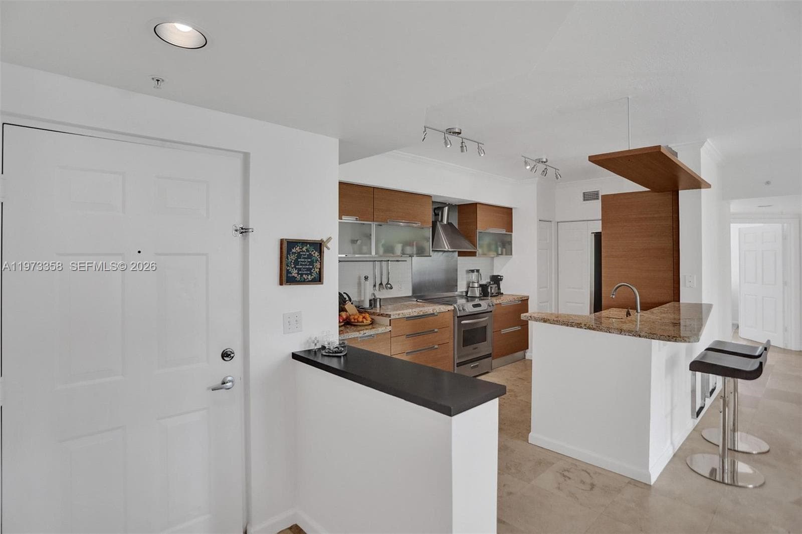 Porto Bellagio · #1501 in Sunny Isles Beach - Photo 28