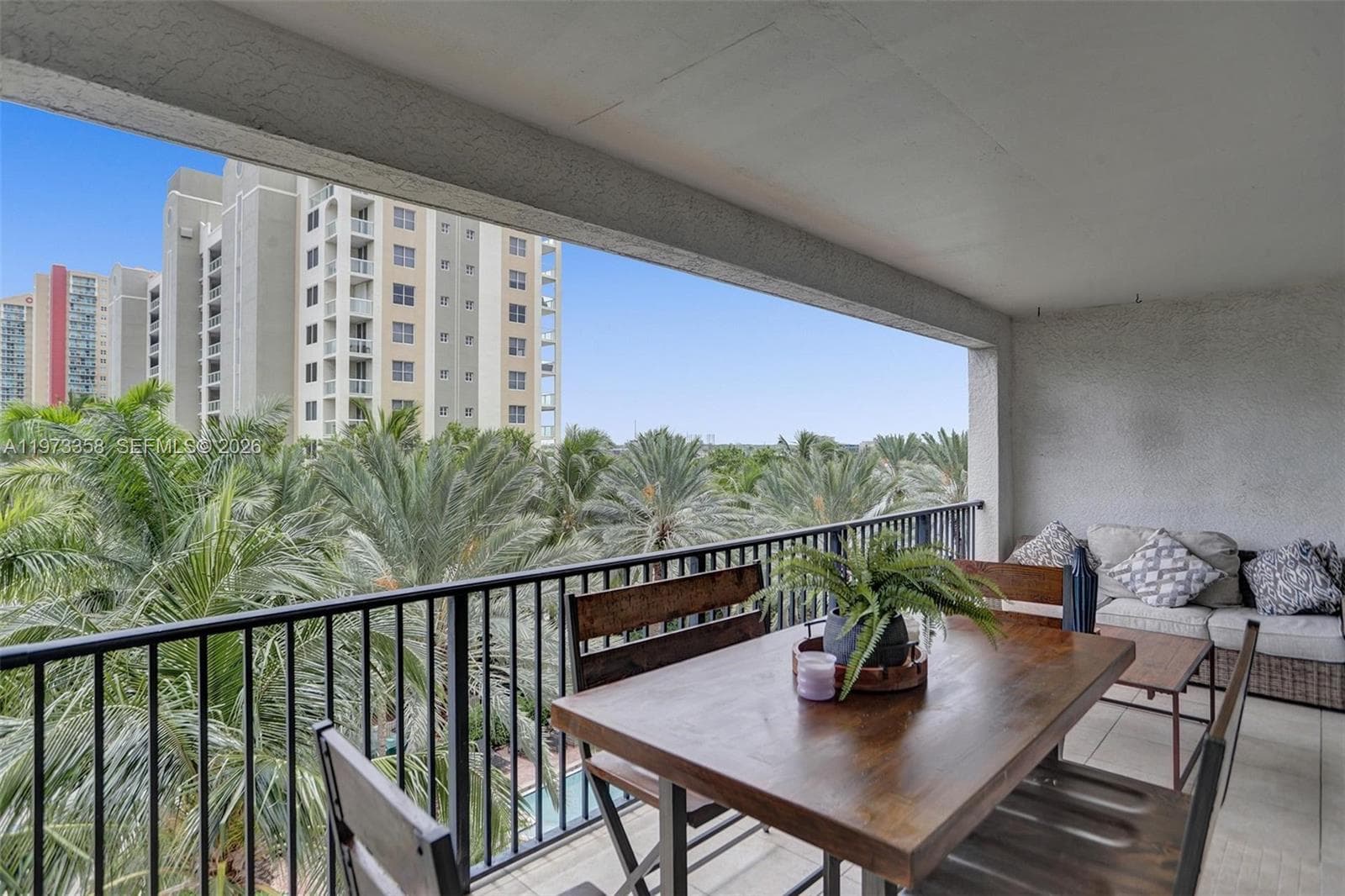 Porto Bellagio · #1501 in Sunny Isles Beach - Photo 20