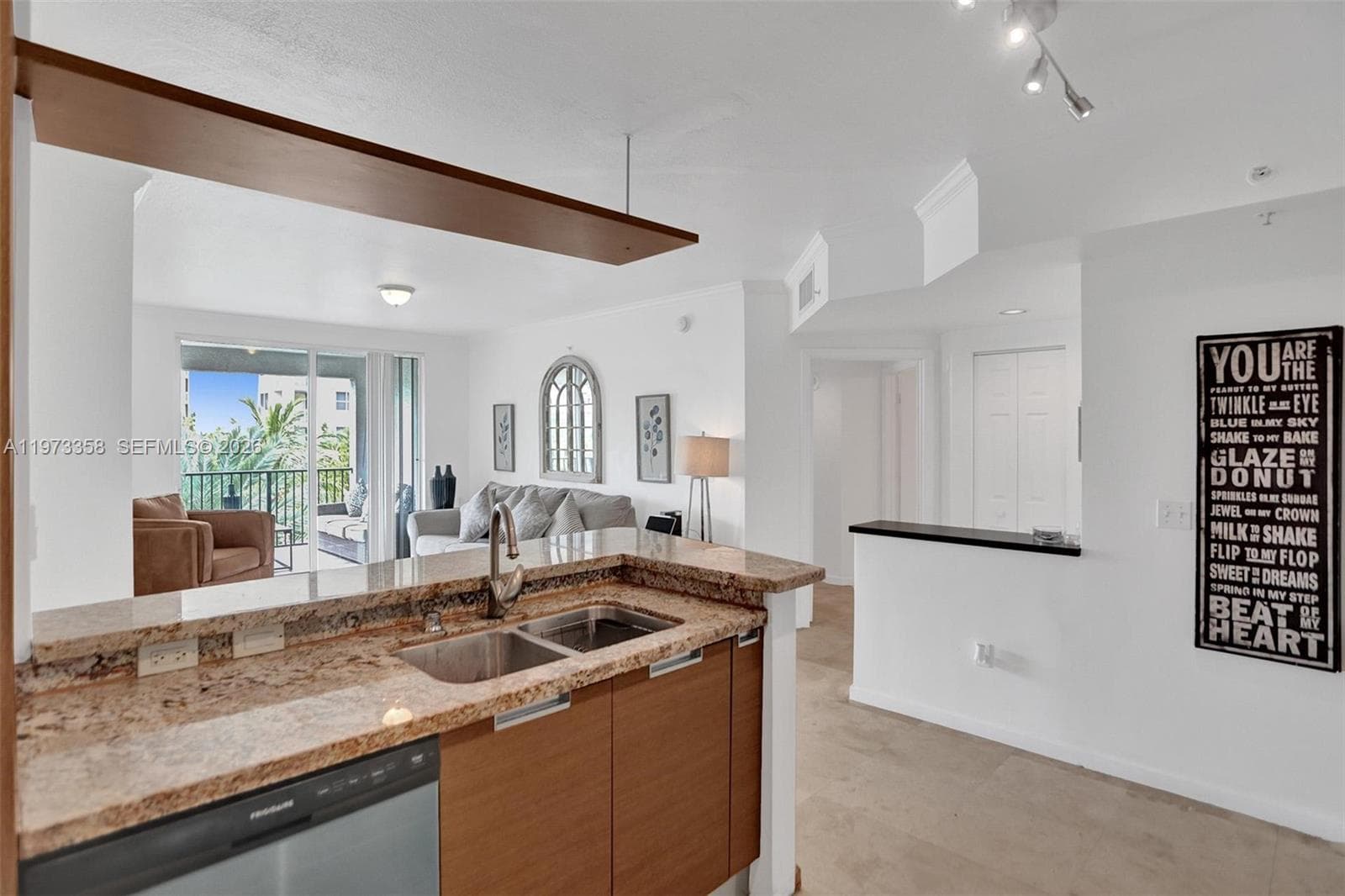 Porto Bellagio · #1501 in Sunny Isles Beach - Photo 34