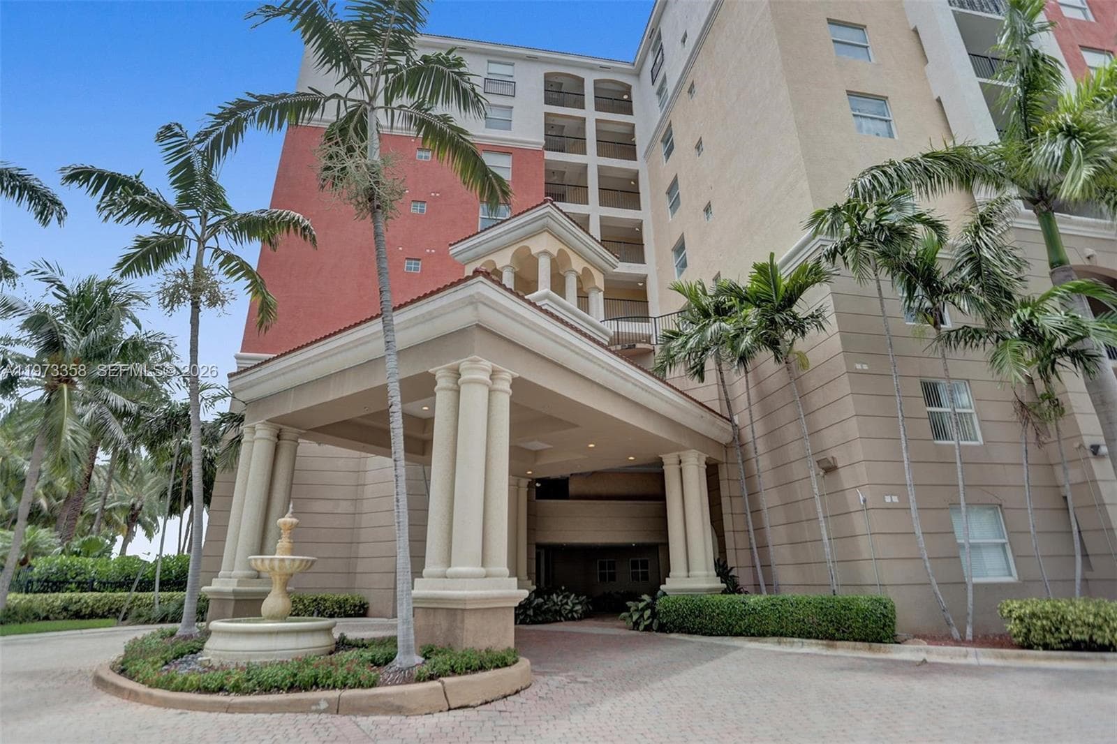Porto Bellagio · #1501 in Sunny Isles Beach - Photo 37