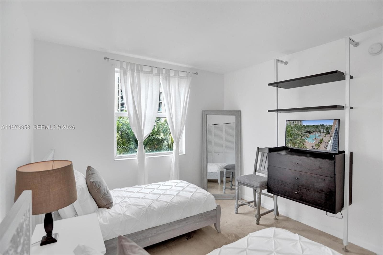 Porto Bellagio · #1501 in Sunny Isles Beach - Photo 11