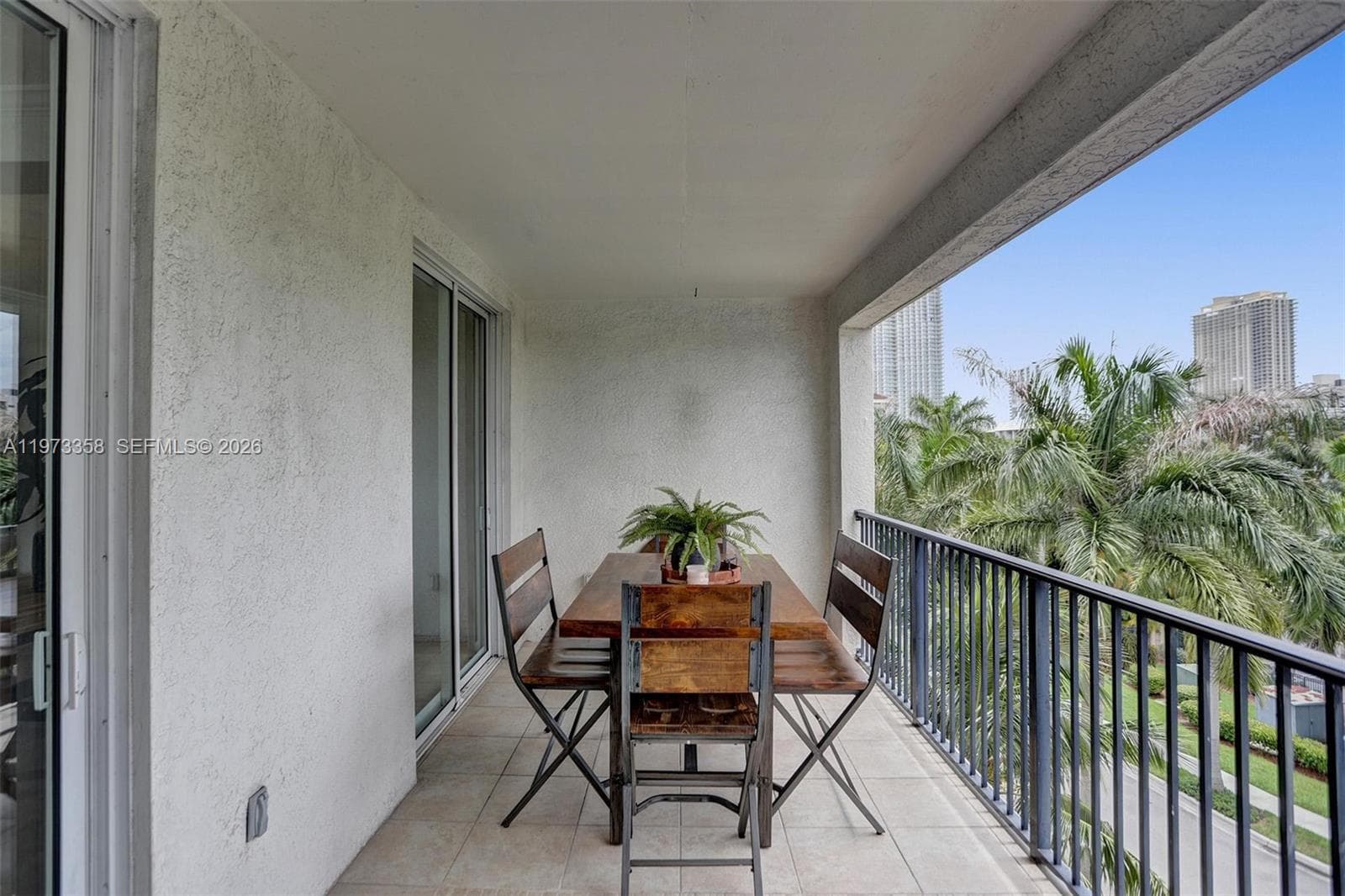 Porto Bellagio · #1501 in Sunny Isles Beach - Photo 19