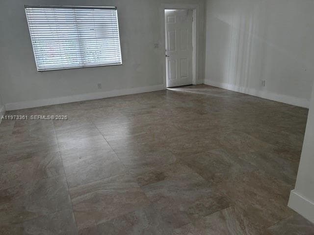waterway · #N102 in Hollywood - Photo 8