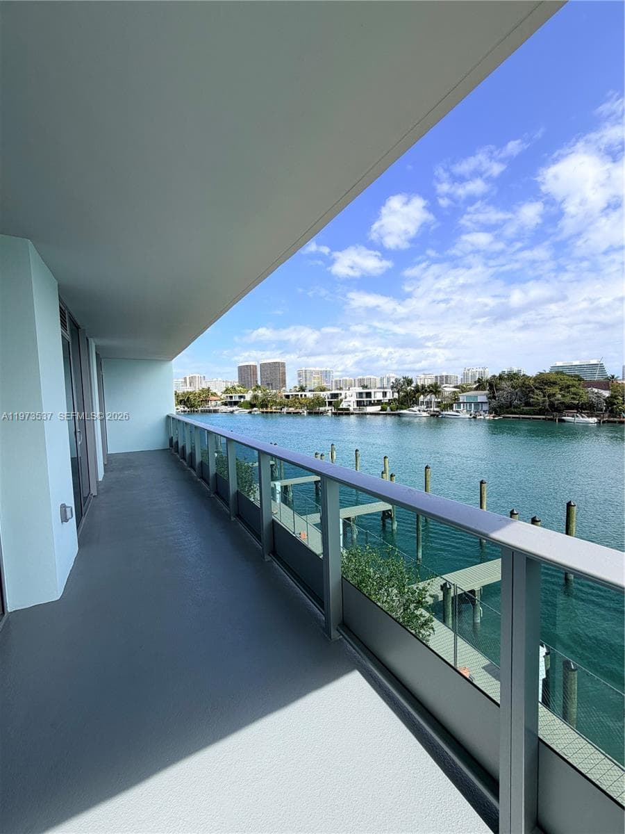 BAY HARBOR ISLAND · #309 in Bay Harbor Islands - Photo 3