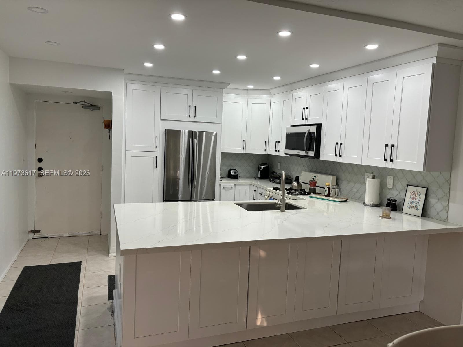 Dadeland Grove Condo · #C407 in Pinecrest - Photo 1
