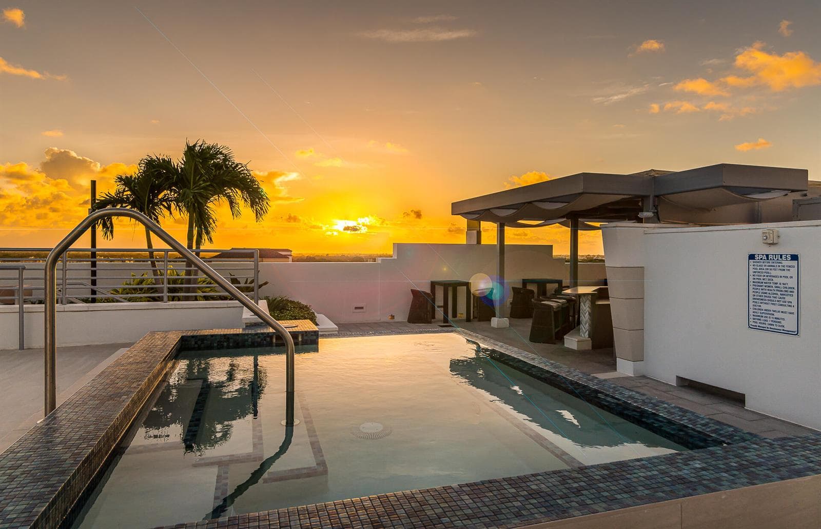 28 Rooftop Sunset