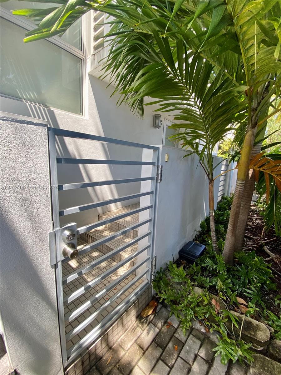 MICHIGAN PLACE CONDO · #8 in Miami Beach - Photo 2