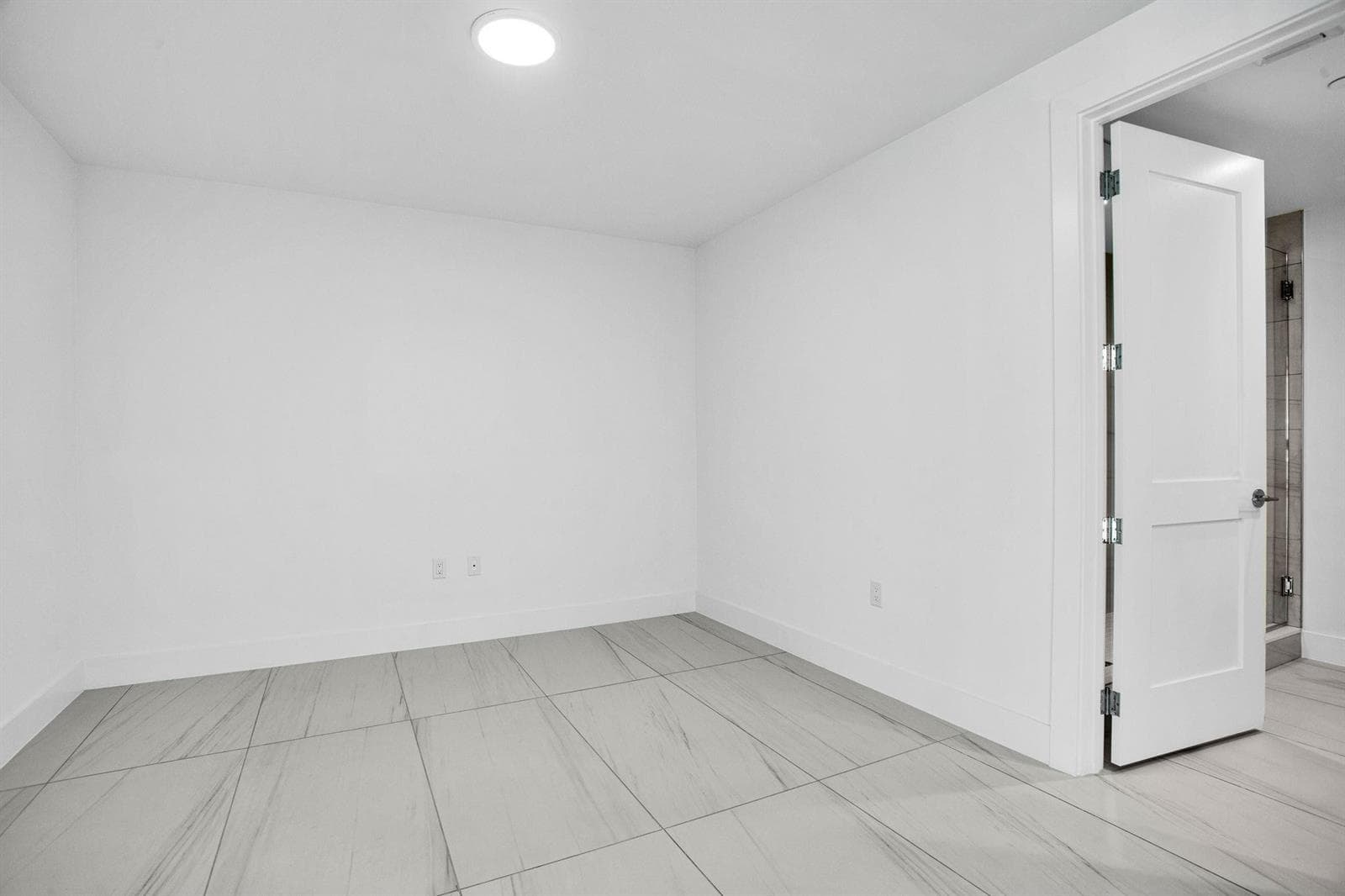 Owner's Suite Walk-In Closet (2)