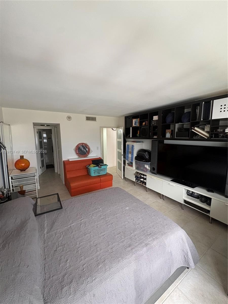 Bayview Towers · #A1409 in North Miami - Photo 16