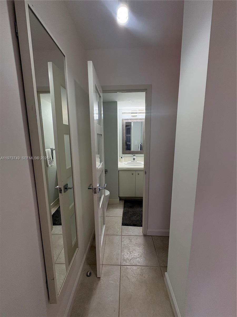 Bayview Towers · #A1409 in North Miami - Photo 11