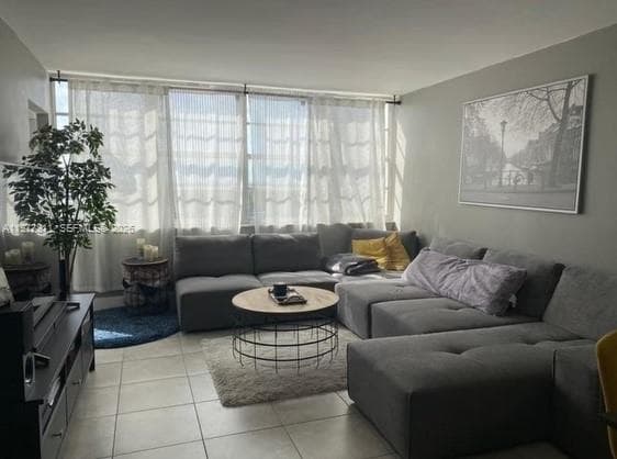 BUCKLEY TOWERS CONDO - EA · #1111W in Miami - Photo 1