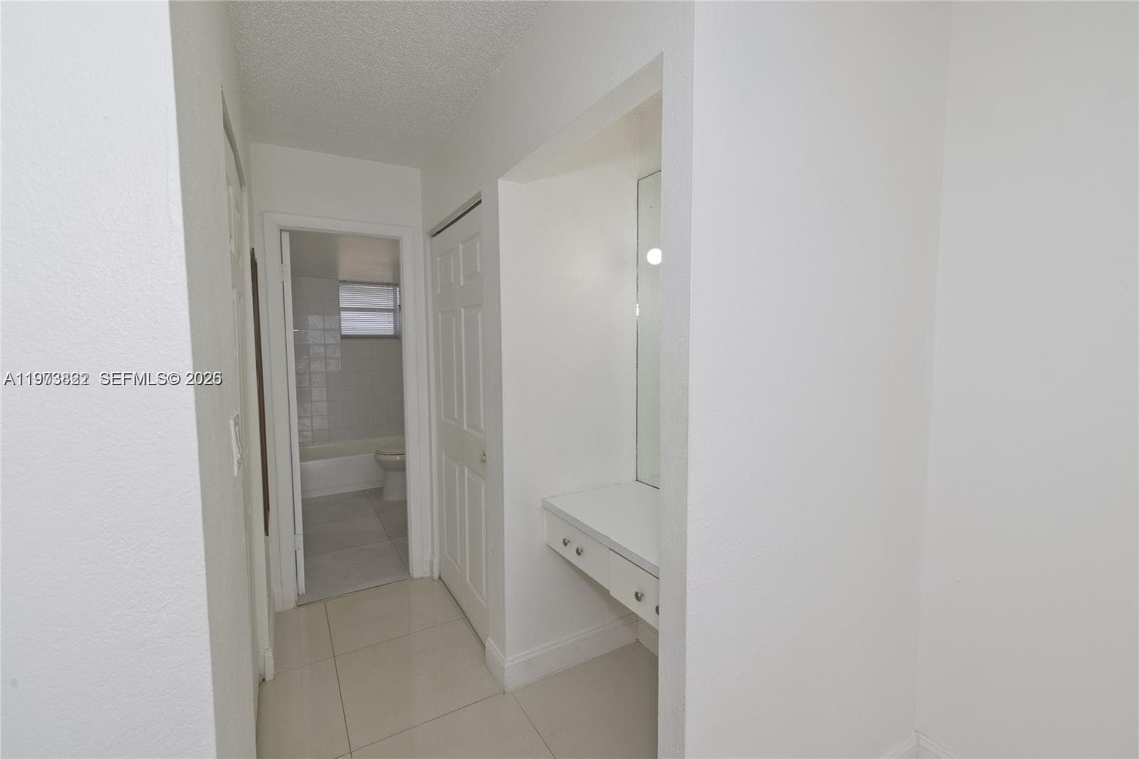 ISLAND SHORES CONDO · #806 in North Miami Beach - Photo 8
