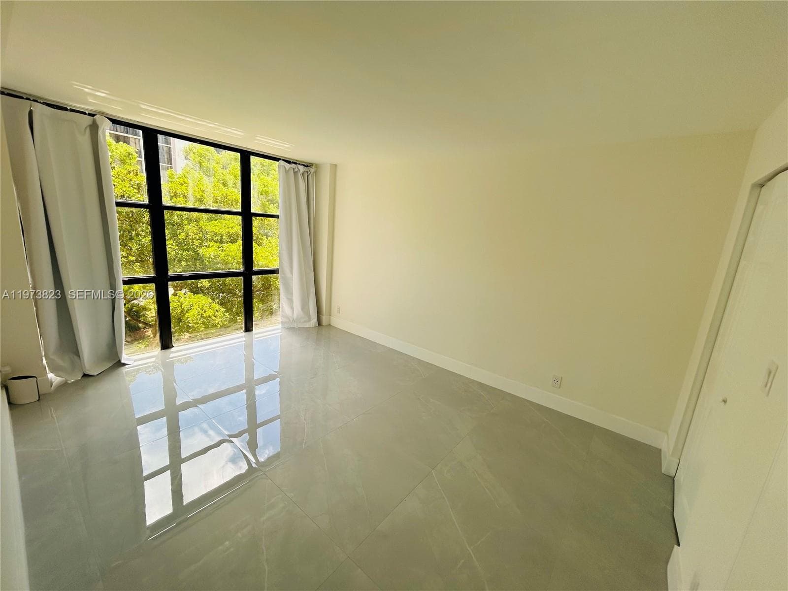 Plaza of the Americas · #427 in Sunny Isles Beach - Photo 31